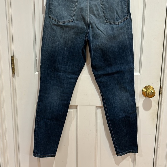 NWT J Brand | Alana High Rise Cropped Jasper Patched Denim Jeans; Size 30 - Picture 12 of 17